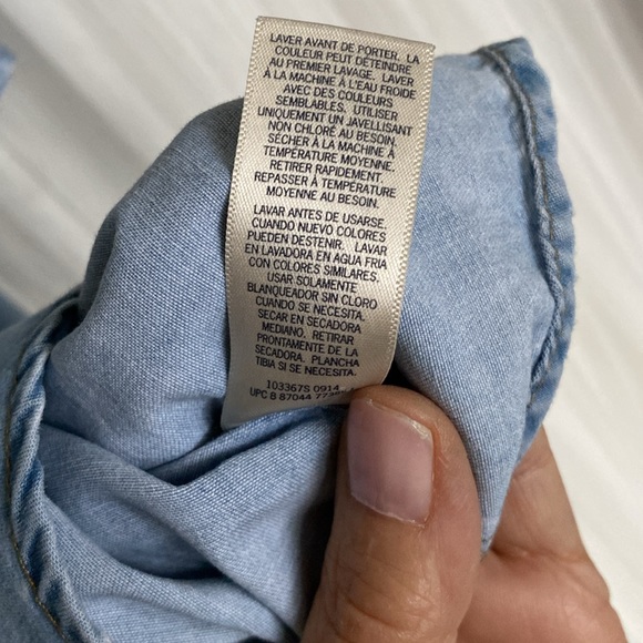 Kids OshKosh B’gosh chambray/denim long sleeves button down 1/4 A line, Size 5T - Picture 9 of 13